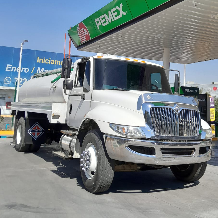 Unidad de suministro de agua potable - Pipa 5