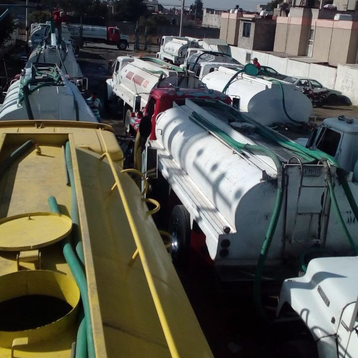 Unidad de suministro de agua potable - Pipa 7